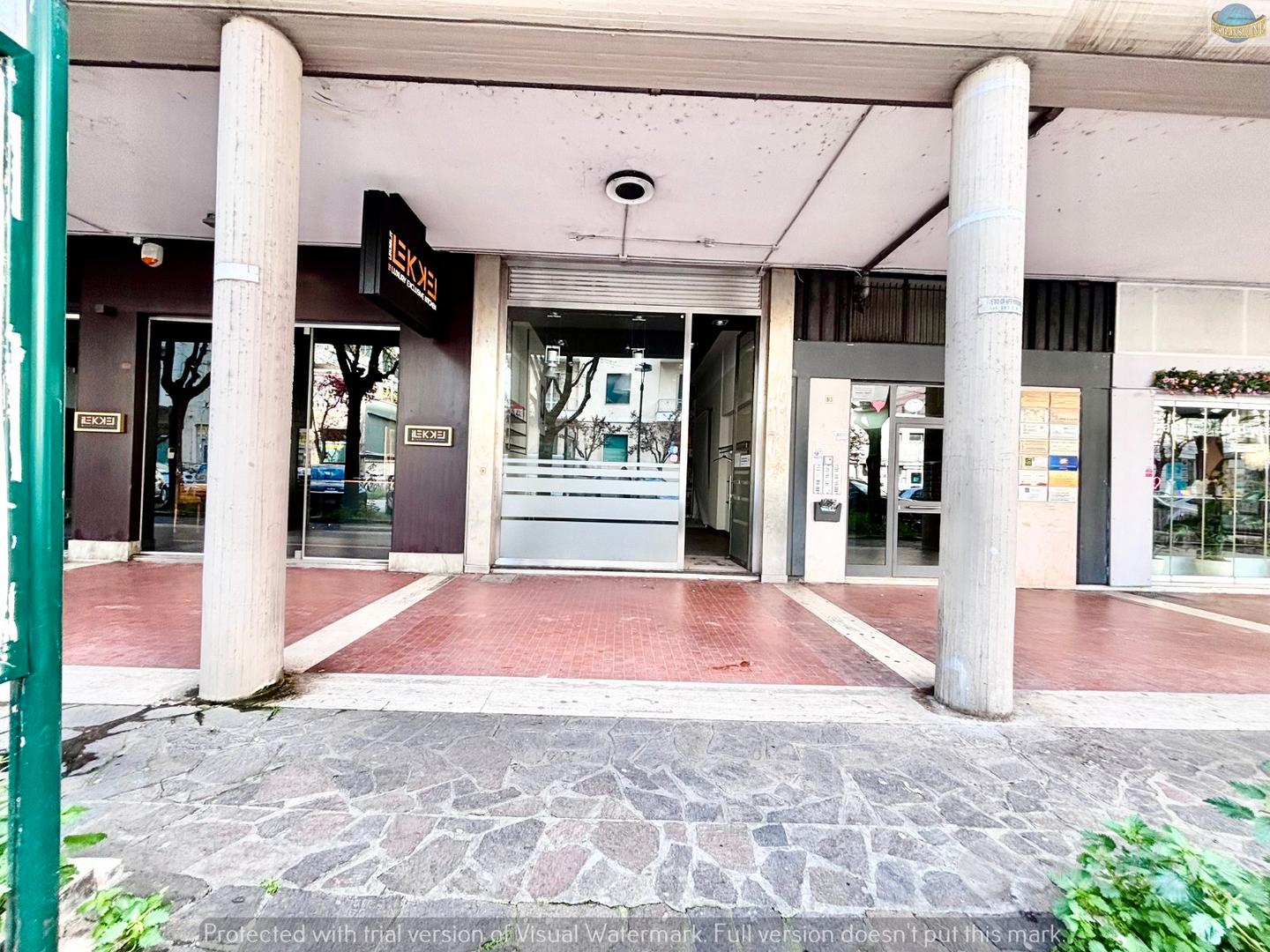 PE 121 Negozio ristrutturato Pescara centro - Vista 3