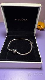Bracciale Pandora con clip charm NUOVO