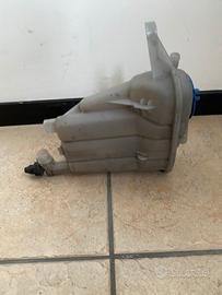 Vaschetta liquido refrigerante Audi Q5 2.0 tdi 201