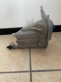 Vaschetta liquido refrigerante Audi Q5 2.0 tdi 201