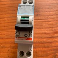 BTicino F881NA/16 nterruttore magnetotermico