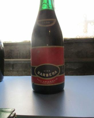 BOTTIGLIA VINO BARBERA 1968
