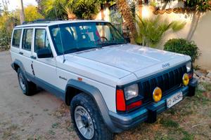 Jeep Cherokee 2.1