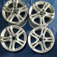4 cerchi Mercedes-Benz r16