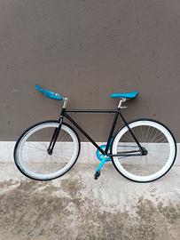 Bici a scatto fisso