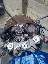 yamaha r1 2004 ( 20 valvole)