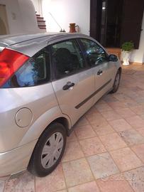 auto Ford focus