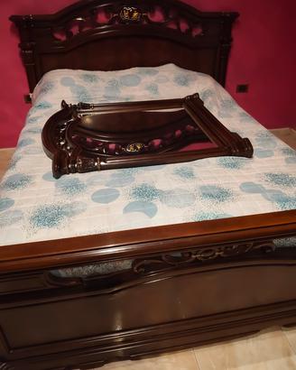  armadio specchio e letto 