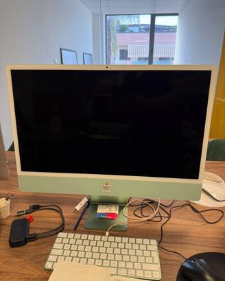 Apple iMac 24” M3 8GB – Perfette condizioni