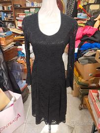 abito in pizzo nero