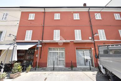 CASA SEMINDIPENDENTE A SAVIGNANO SUL RUBICONE