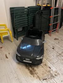 Macchina elettrica per bambini Audi
