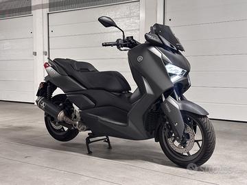 Yamaha XMAX 300 - 2025 - 4150 km