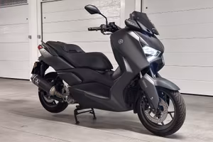 Yamaha XMAX 300 - 2025 - 4150 km