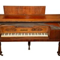 Fortepiano antico in piuma di mogano, Inglese