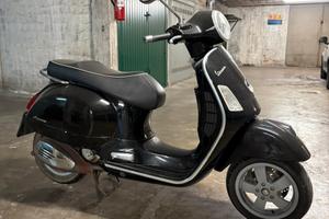 Piaggio Vespa 250 gts