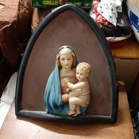 Vecchia Madonna con cornice da parete.