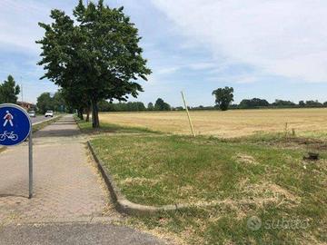 Immobile in asta di 91078 m² a Fombio
