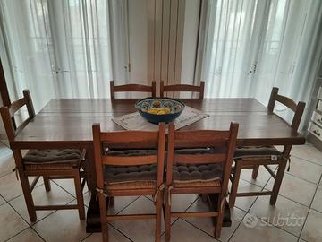 Tavolo da cucina in legno