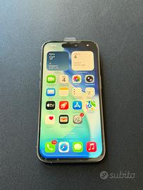 Iphone 15 pro bianco titanio 94% batteria