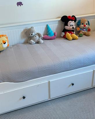 Letto divano Hemnes + materasso Ikea