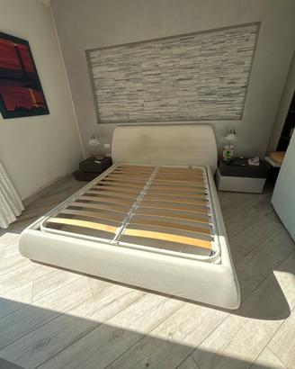 struttura letto matrimoniale con contenitore