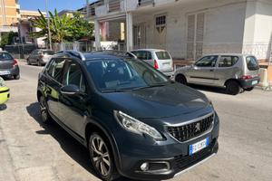 Peugeot 2008 BlueHDi gr line full