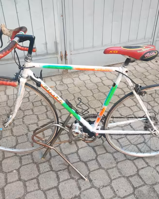 Bicicletta da corsa BMZ bici cerchi Nisi e Shimano