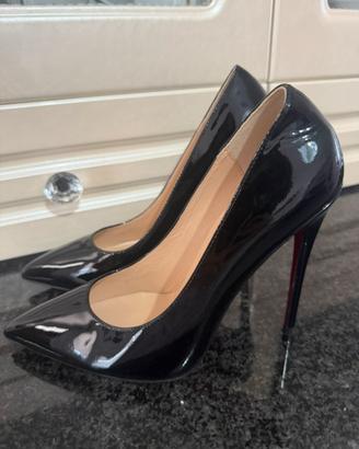 Christian Louboutin in vernice nera
