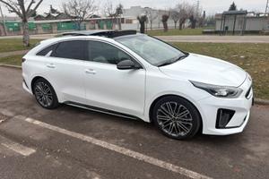 KIA Proceed GTline plus