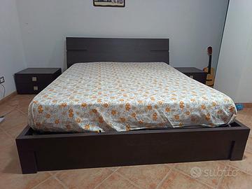 Letto matrimoniale con contenitore