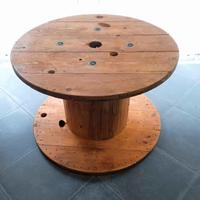 Tavolo bobina in legno artigianale - color noce