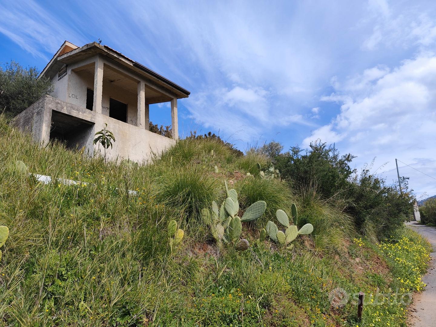 Terreno con Fabbricato - Vista 2