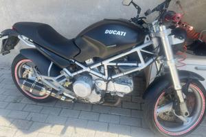 Ducati monster 600