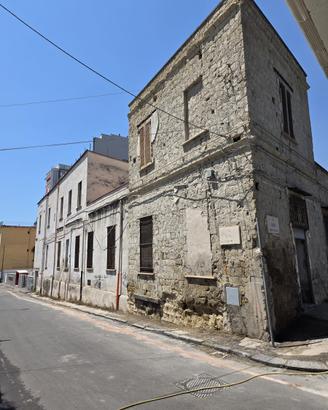 Poggioreale angolo via aquilea via Gorizia