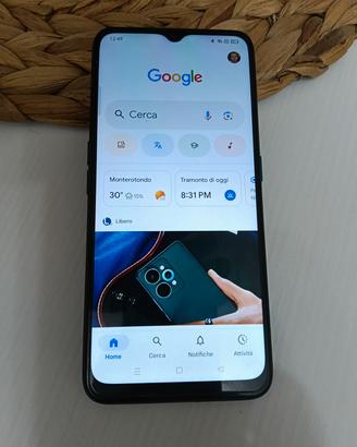 Oppo A9 con scatola, cover e vetro temperato 