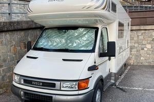 CAMPER MANSARDATO MOBILVETTA ICARO S7 IVECO 5post