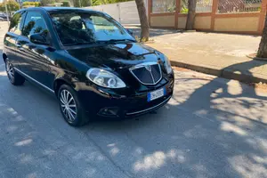 Lancia Ypsilon 1.3 MJT 90 CV Oro