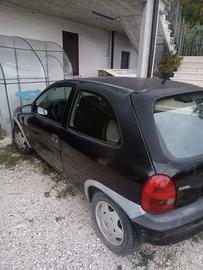 Opel corsa 1200 benzina marciante