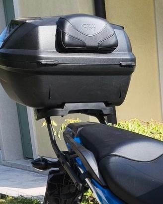 Staffe Portapacchi Piastra e Bauletto GIVI NC750X