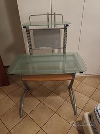 scrivania in metallo e vetro satinato