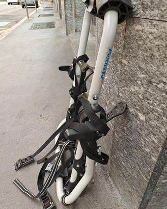 Porta biciclette da auto