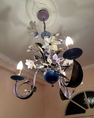 Lampadario viola in ferro battuto