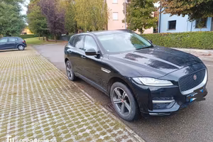 Jaguar f pace R.SPORT