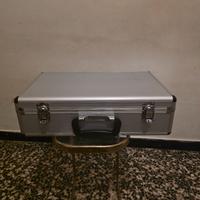 Massaggiatore Professionale Corpo con Accessori – 