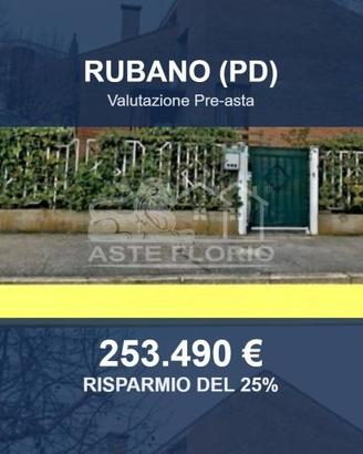 Immobile in asta di 281 m² con box auto a Rubano