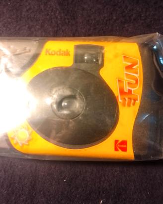 macchina fotografica Kodak monouso 