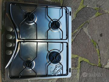 piano cottura 4 fuochi