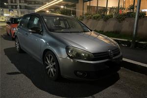 VOLKSWAGEN GOLF VI 2010