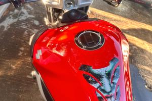 Suzuki gsr600 